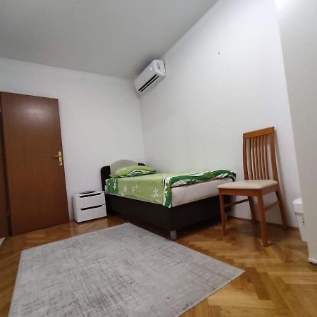 "Idea" Room With Free Parking Сплит Екстериор снимка