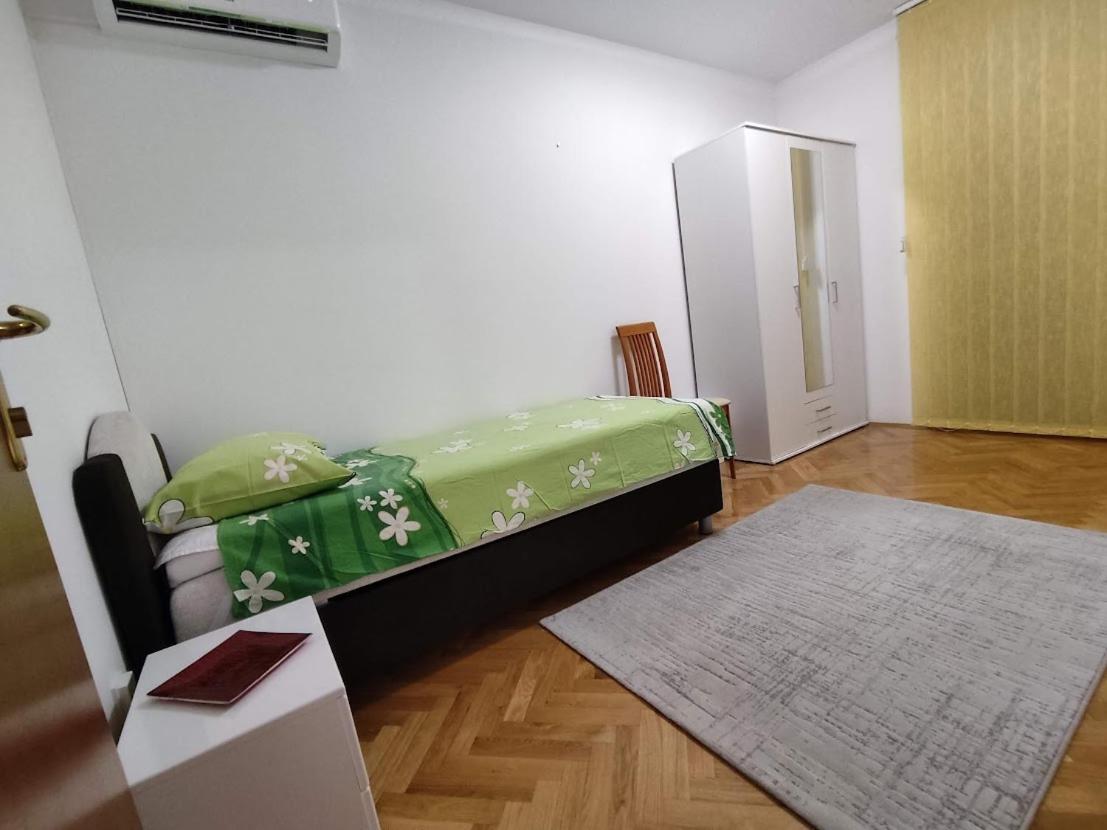 "Idea" Room With Free Parking Сплит Екстериор снимка